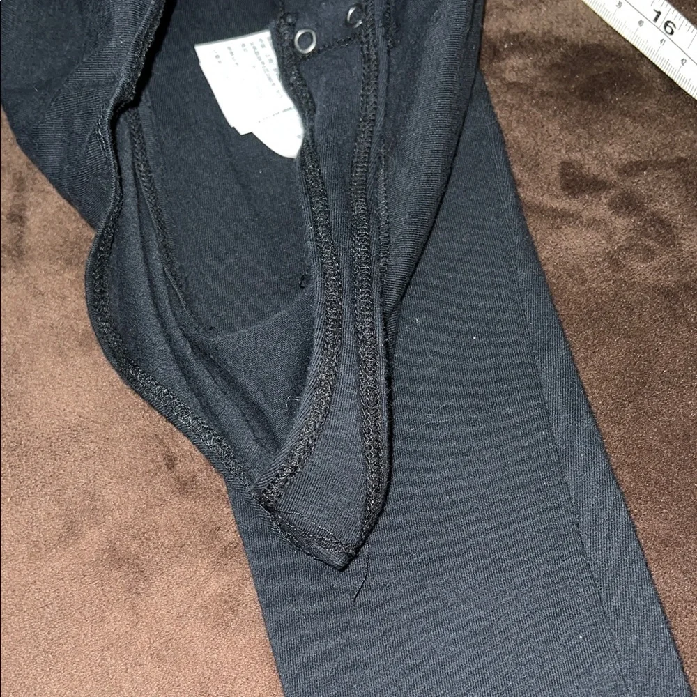 Abercrombie & Fitch Black Long Sleeve Open Back Bodysuit Size Medium - Picture 7 of 7